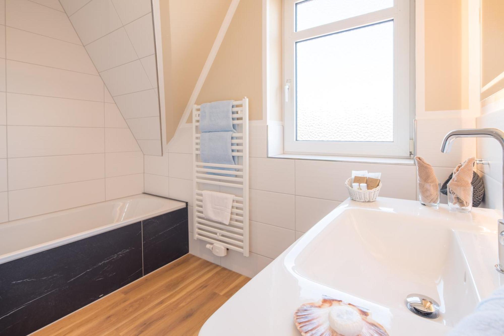 Seeblick Genuss Und Spa Resort Amrum นอร์ดดอร์ฟ ภายนอก รูปภาพ